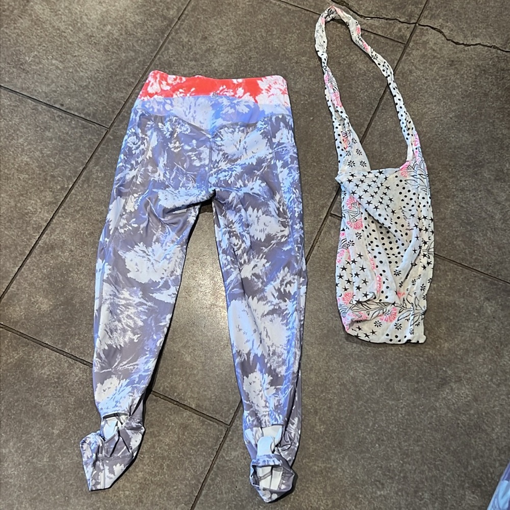 Brand new ~ Free People Movement Wave Rider Leggings SIZE XS + free fp bag! - Picture 5 of 17